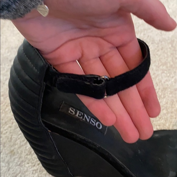 Heels with leopard - Picture 4 of 5